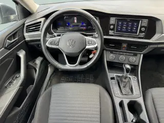 Volkswagen Jetta 2024 S 4dr Sedán 8A