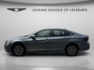 Volkswagen Jetta 2024 S 4dr Sedán 8A