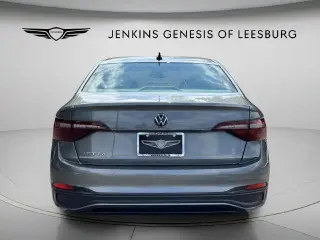 Volkswagen Jetta 2024 S 4dr Sedán 8A