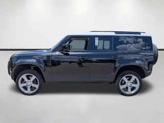 Land Rover Defender 2023 AWD 110 SE 4dr SUV