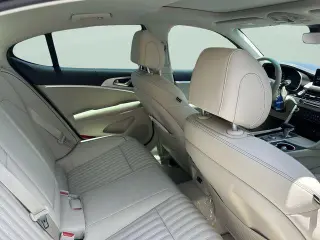 Genesis G70 2026 2.5T Prestige 4dr Sedán