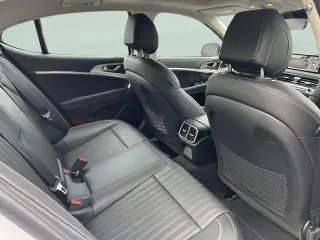 Genesis G70 2026 2.5T Prestige 4dr Sedán
