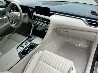 Genesis G70 2026 2.5T Prestige 4dr Sedán