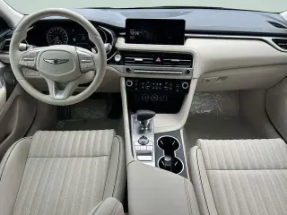 Genesis G70 2026 2.5T Prestige 4dr Sedán