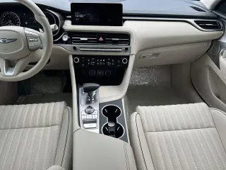 Genesis G70 2026 2.5T Prestige 4dr Sedán