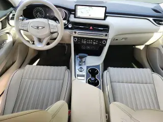Genesis G70 2026 2.5T Prestige 4dr Sedán