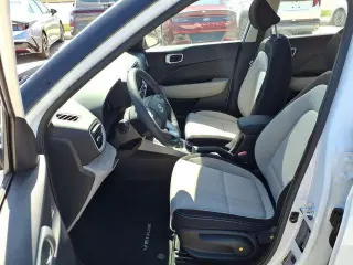 Hyundai VENUE 2026 SEL 4dr Crossover con Techo de Dos Tones