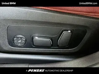 BMW 3 Serie 2024 330i 4dr Sedán
