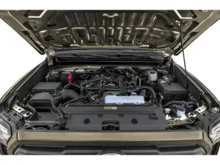 Toyota Tacoma 2025 4x4 SR5 4dr Double Cab 5.0 ft SB