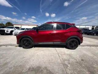 Nissan Kicks 2023 SR 4dr Crossover