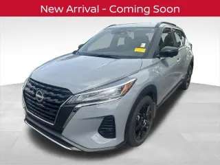 Nissan Kicks 2022 SR 4dr Crossover español