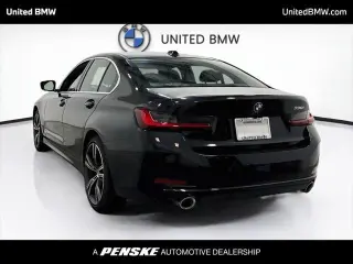 Sedán BMW Serie 3 2024 330i 4 puertas