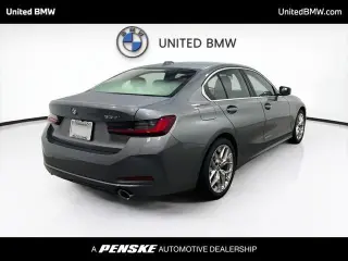 Sedán BMW 3 Series 2026 330i 4 puertas
