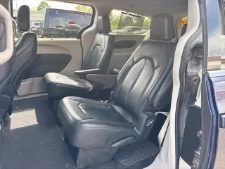 Chrysler Pacifica 2018 Touring L Minivan de 4 puertas