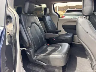 Chrysler Pacifica 2018 Touring L Minivan de 4 puertas