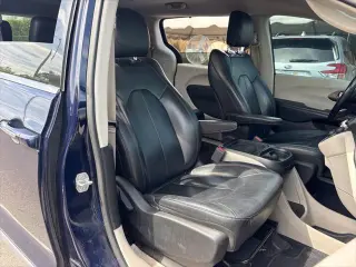 Chrysler Pacifica 2018 Touring L Minivan de 4 puertas