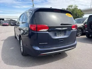 Chrysler Pacifica 2018 Touring L Minivan de 4 puertas