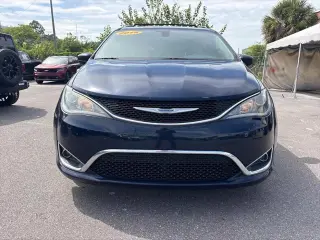 Chrysler Pacifica 2018 Touring L Minivan de 4 puertas
