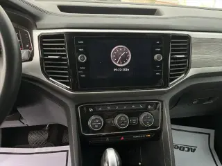 Volkswagen Atlas Cross Sport 2022 V6 SE 4p SUV con Tecnología