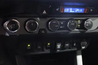 Toyota Tacoma 2020 4x4 TRD Pro 4dr Cabina Doble 5.0 ft SB 6M