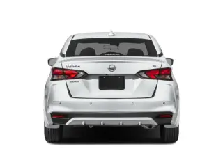 Nissan Versa 2024 SV 4p Sedana