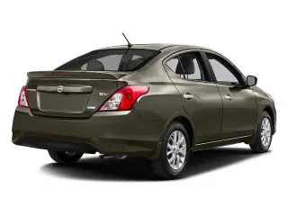 Nissan Versa 2017 1.6 SV 4dr Sedán