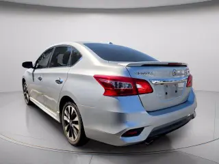 Nissan Sentra 2017 SR 4dr Sedán