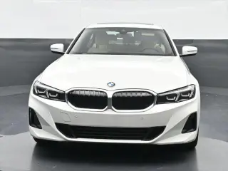 BMW Serie 3 2024 330i 4p Sedán
