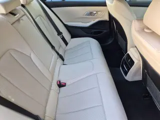 Serie 3 BMW 2023 330i 4p Sedán