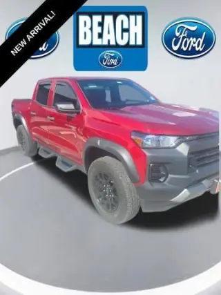 Chevrolet Colorado 2024 4x4 Trail Boss 4dr Crew Cab 5 ft. SB