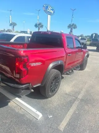 Chevrolet Colorado 2024 4x4 Trail Boss 4dr Crew Cab 5 ft. SB