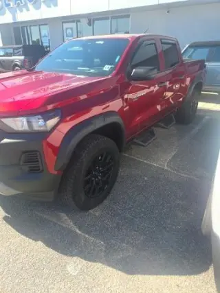 Chevrolet Colorado 2024 4x4 Trail Boss 4dr Crew Cab 5 ft. SB