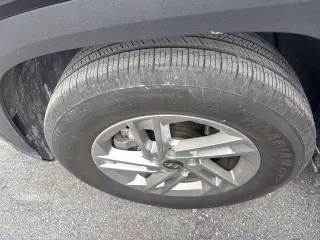Hyundai TUCSON 2025 SE 4dr SUV