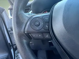 Toyota RAV4 2025 AWD XLE 4dr SUV