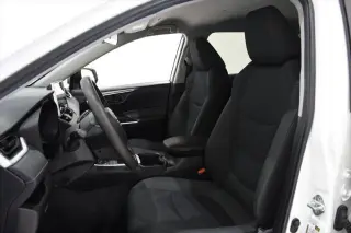 Toyota RAV4 2025 AWD LE 4p SUV