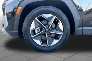 Hyundai TUCSON 2025 SEL 4dr SUV