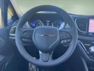 Chrysler Pacifica 2025 Limited 4dr Mini-Van