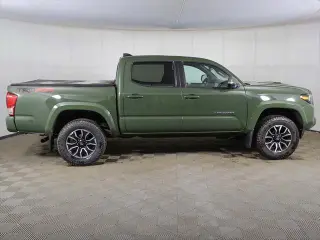 Toyota Tacoma 2022 4x4 TRD Sport 4p Doble Cabina Doble 5.0 ft CB 6A