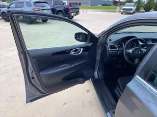 Nissan Sentra 2017 SV 4p Sedan