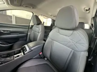 Hyundai TUCSON 2025 SE 4dr SUV