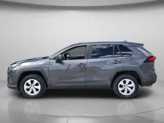 Toyota RAV4 2024 LE 4dr SUV
