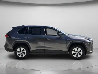 Toyota RAV4 2024 LE 4dr SUV