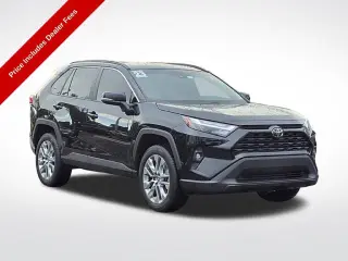 Toyota RAV4 2023 XLE Premium 4dr SUV