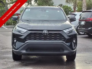 Toyota RAV4 2023 XLE Premium 4dr SUV