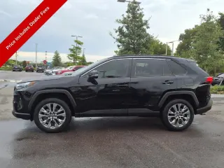 Toyota RAV4 2023 XLE Premium 4dr SUV