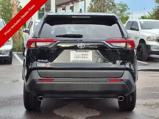 Toyota RAV4 2023 XLE Premium 4dr SUV