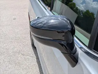 Chrysler Pacifica Plug-In Hybrid 2024 Select 4dr Mini-Van