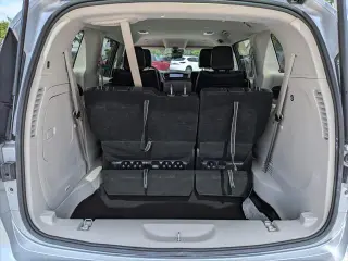 Chrysler Pacifica Plug-In Hybrid 2024 Select 4dr Mini-Van