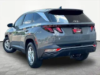 Hyundai TUCSON 2024 AWD SE 4dr SUV (versión de mitad de año)