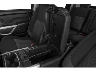 Nissan Titan 2021 4x4 SV 4p Cab de tripulación 5.6 pies SB